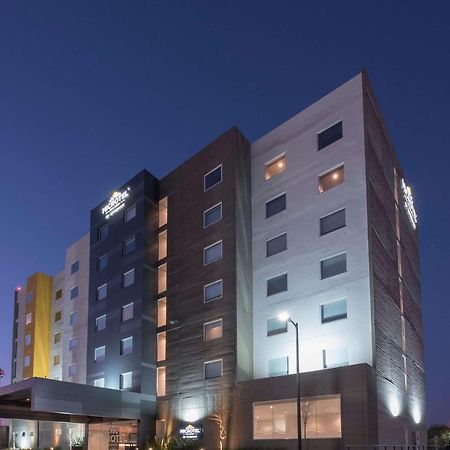 Microtel Inn & Suites By Wyndham Guadalajara Sur Palomar Exterior photo